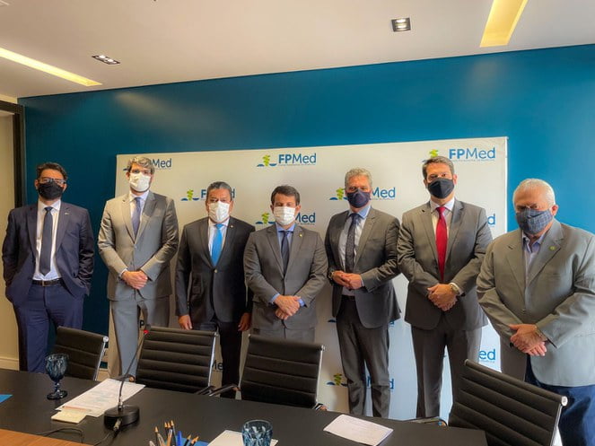 ANS participa de reunião com a Frente Parlamentar Mista de Medicina