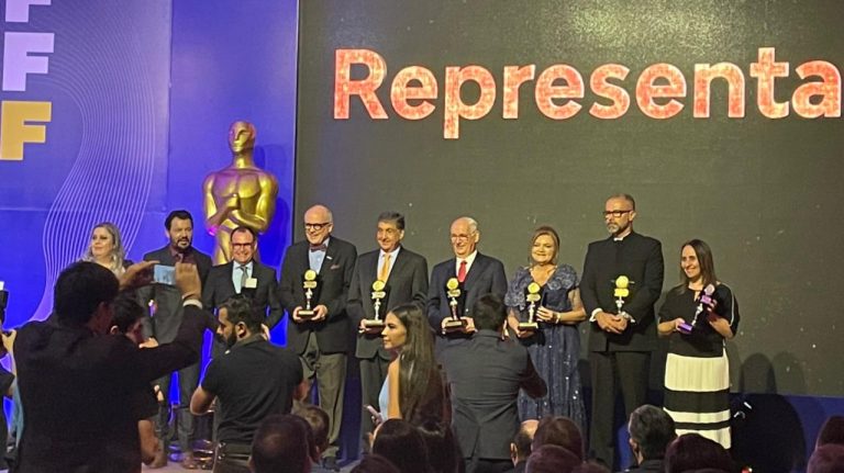 Sérgio Rocha ganha o prêmio 100 Mais Influentes pelo segundo ano consecutivo