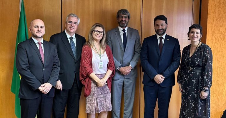 Cosaúde debate inclusão de tecnologias no rol e regimento da comissão