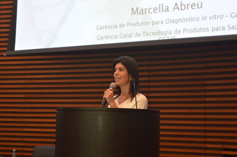 MARCELLA ABREU, GERENTE DA GEVIT DA ANVISA, DESTACA A INOVAÇÃO COMO OBJETIVO EM ENCONTRO DA CBDL