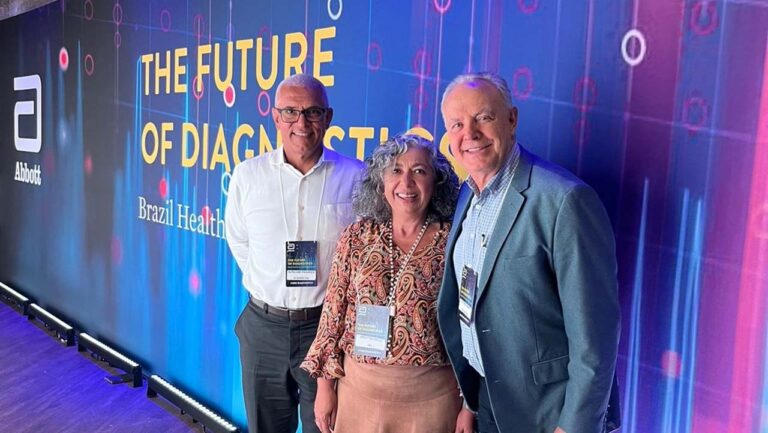 CBDL marca presença em evento da Abbott