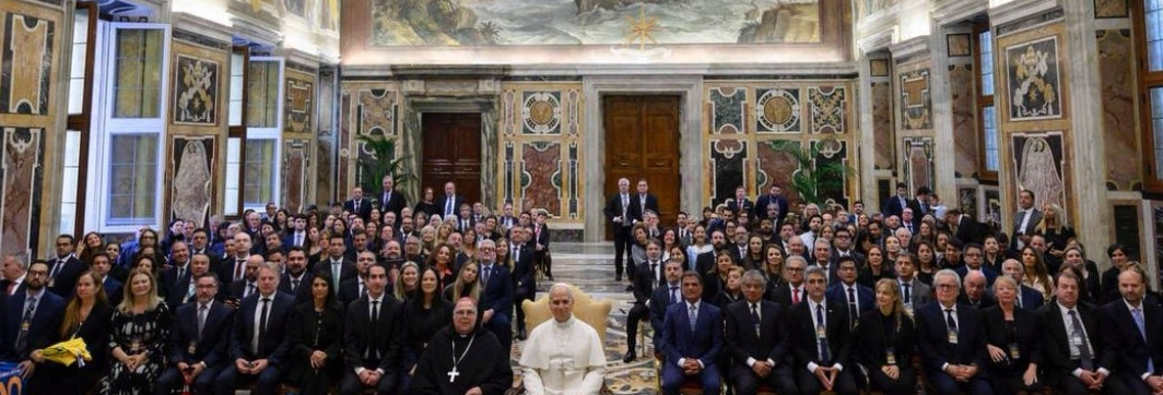 Dirigente da CBDL profere palestra sobre Algorética em encontro aberto pelo Papa Leão IV no Vaticano