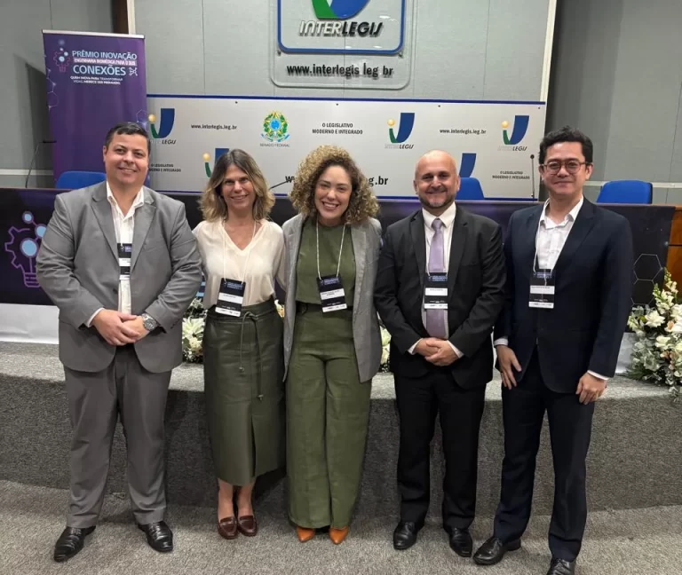 ABRAIDI participa de lançamento de Manual de Boas Práticas na Saúde Digital e premiação de associada.