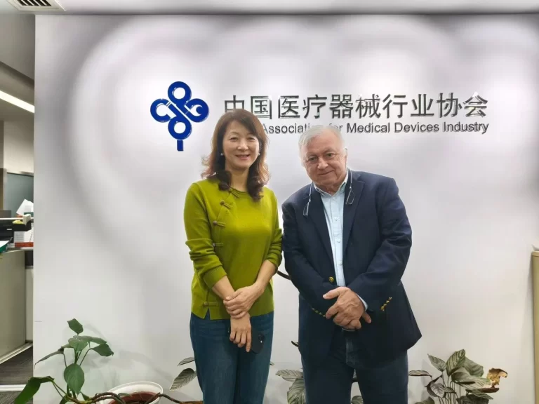 Acordo de cooperação com associação chinesa é assinado em Pequim