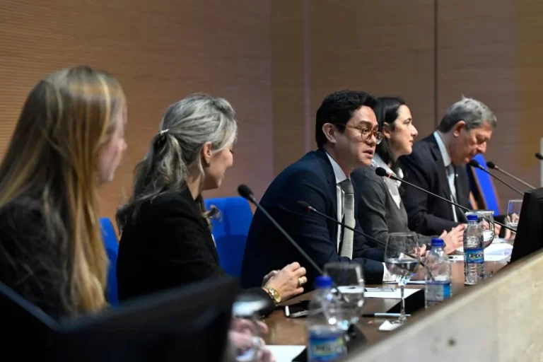 ABRAIDI defende integração entre autorregulação e regulação pública, em Seminário do IES.